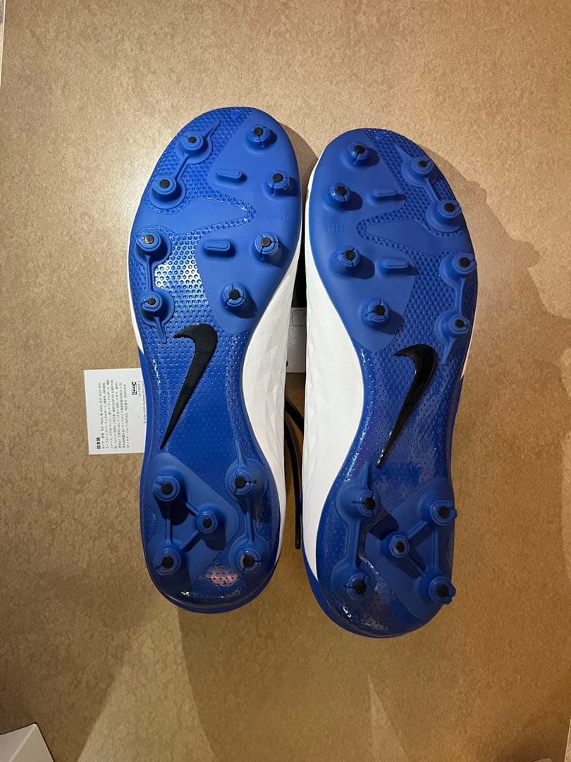 新品！Nike サッカーシューズ ホワイト/ブルー/ブラック