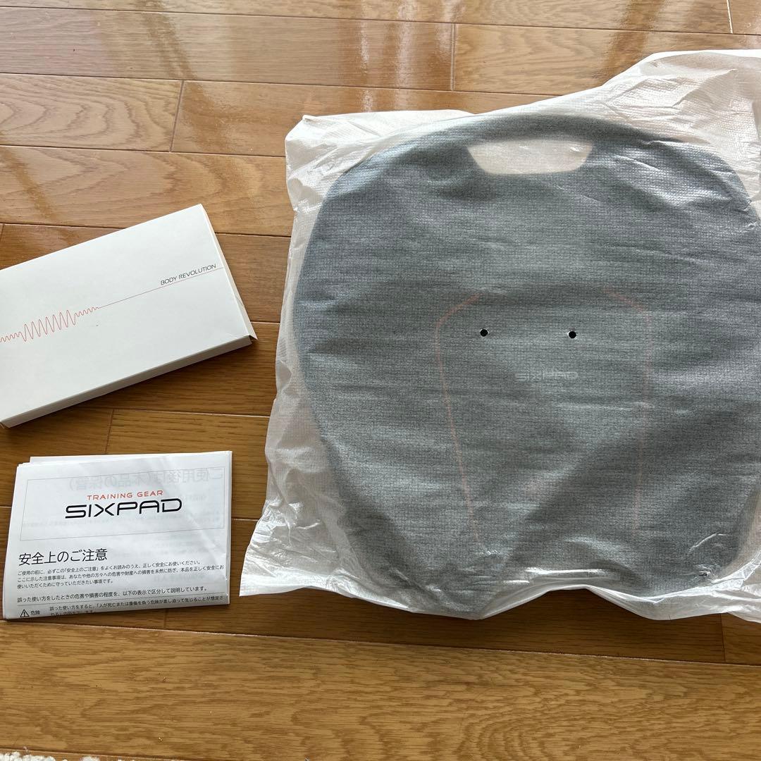 SIXPAD PRO EMSトレーニングデバイス