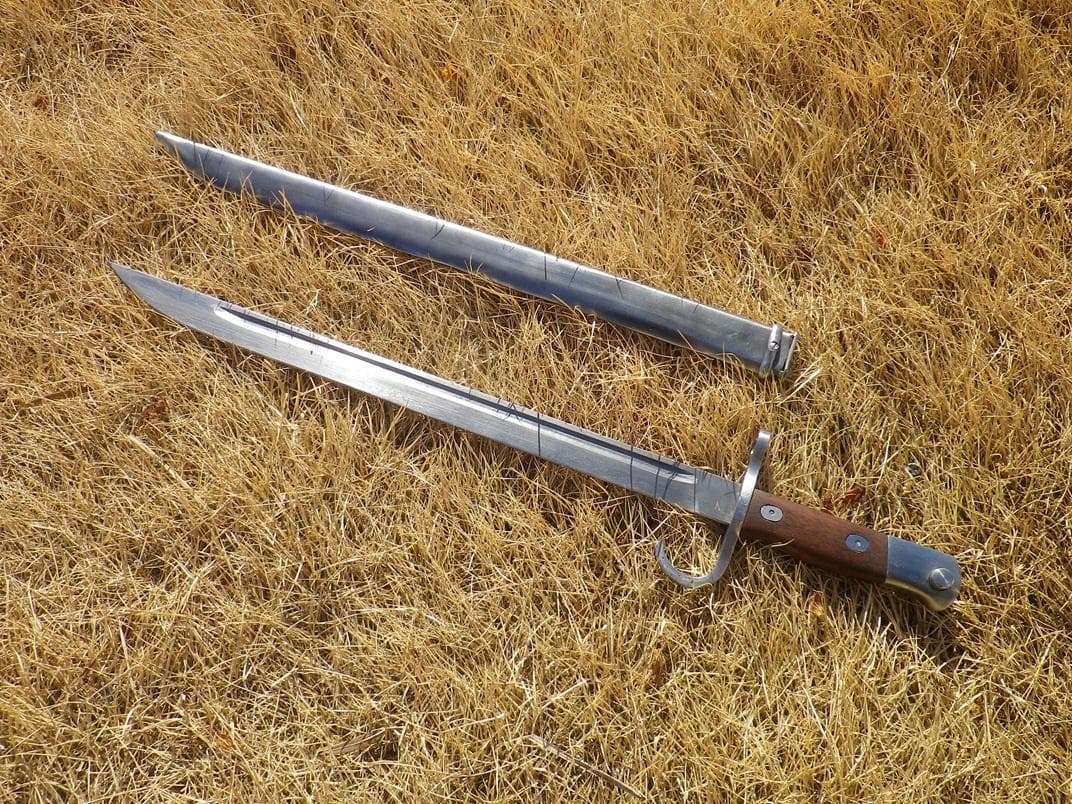 ひ*き様 三十年式銃剣　レプリカ　複製品　チタン製