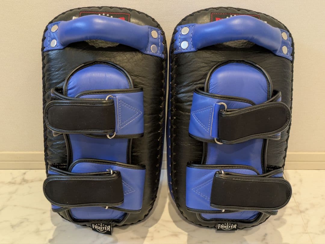 FIGHTER キックミット 未使用品