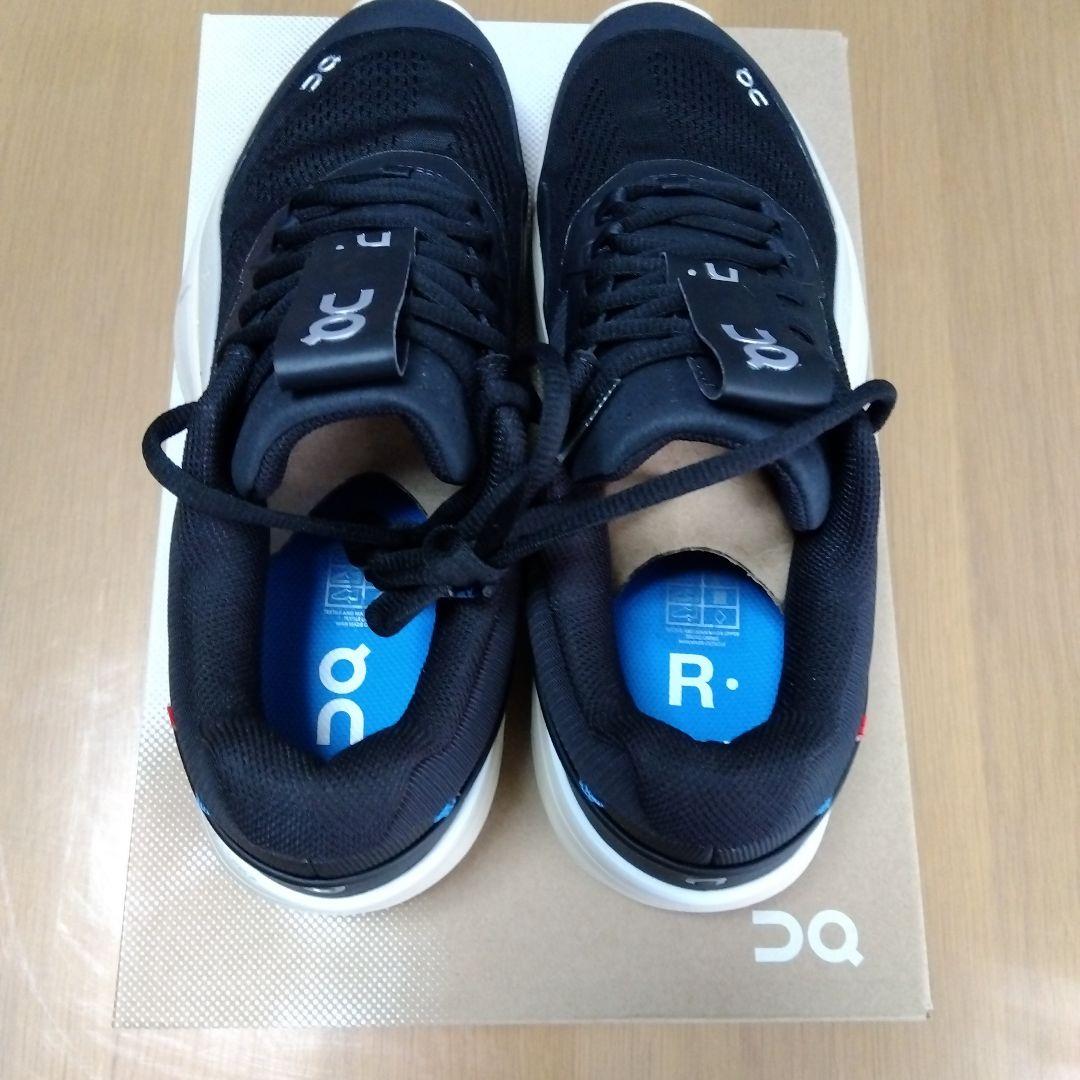 On THE ROGER Pro　27センチ新品