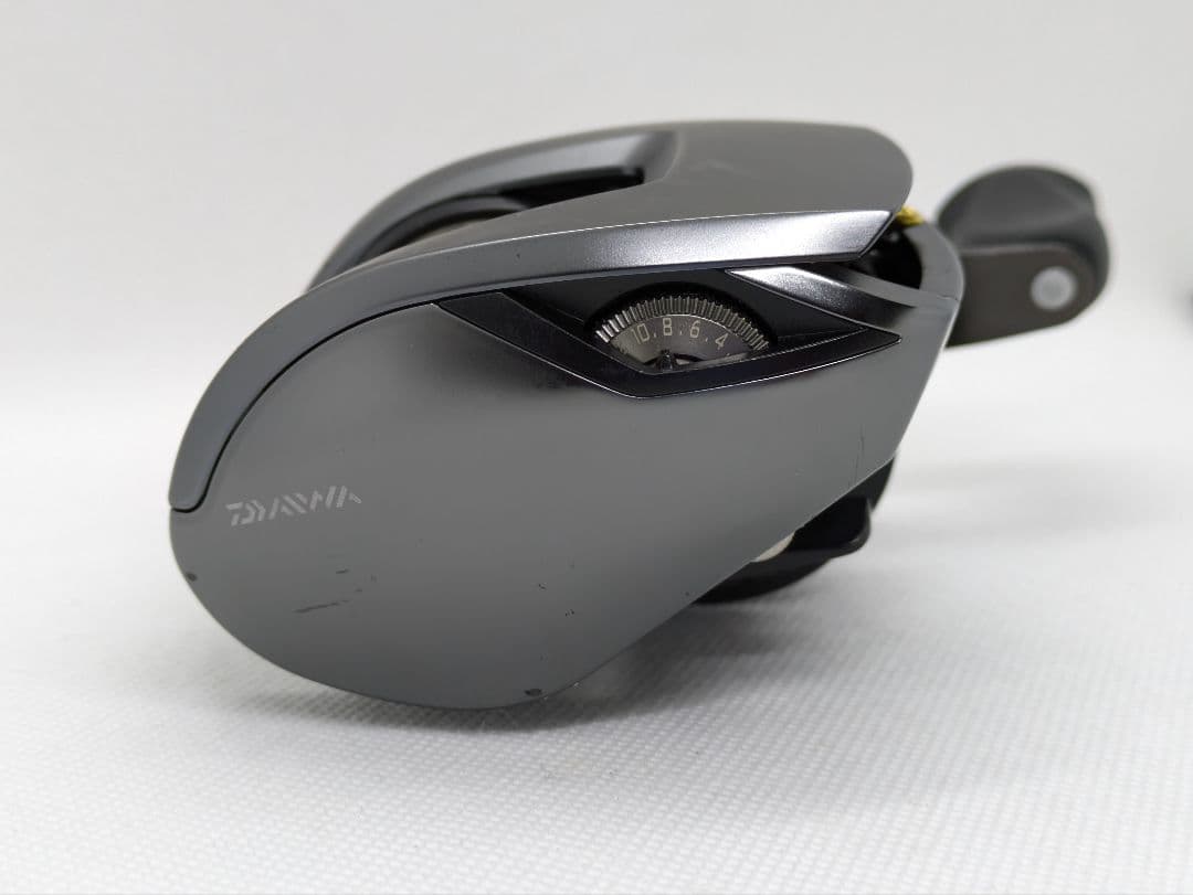 【日本製】 ダイワ Z 2020HL 左巻き 廃盤 希少品 ベイトリール