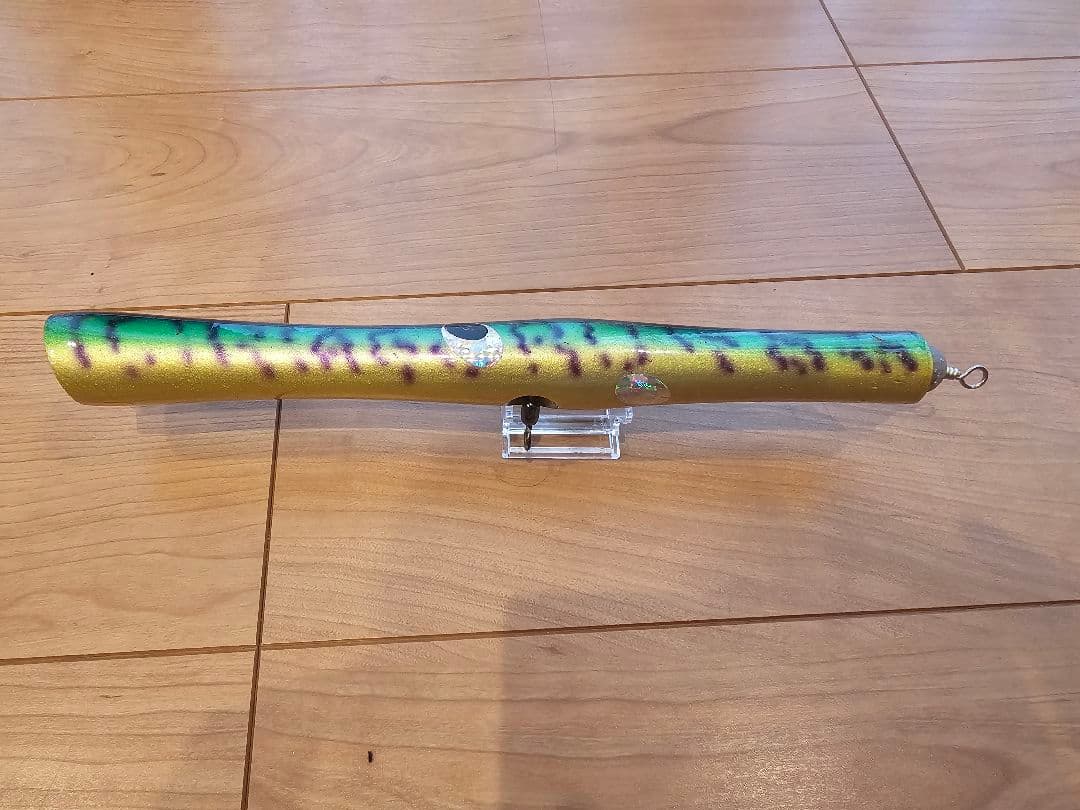 貝田ルアー　トランペット300