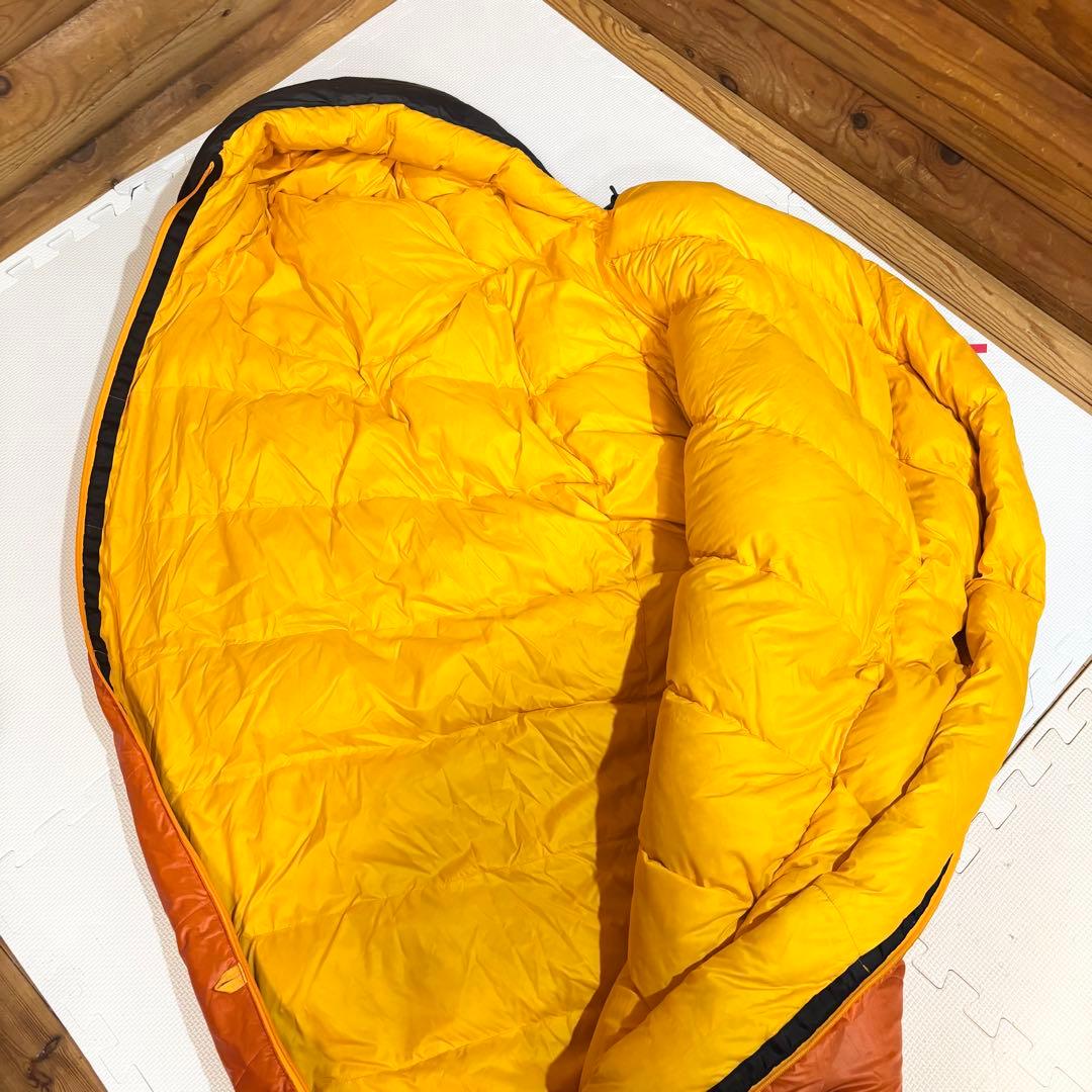 【美品】THE NORTH FACE GOLD KAZOO 寝袋　シュラフ