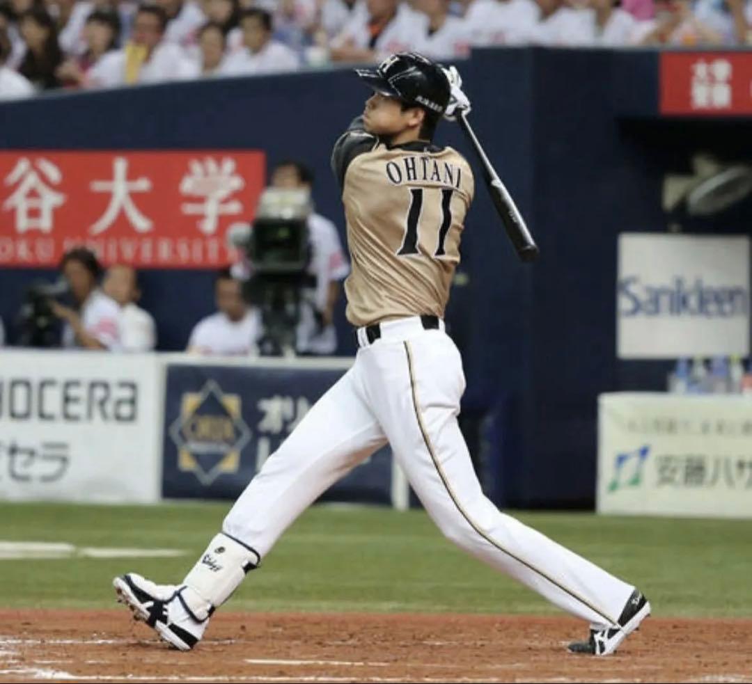 北海道日本ハムファイターズ　大谷翔平選手ユニフォーム　ビジターモデル