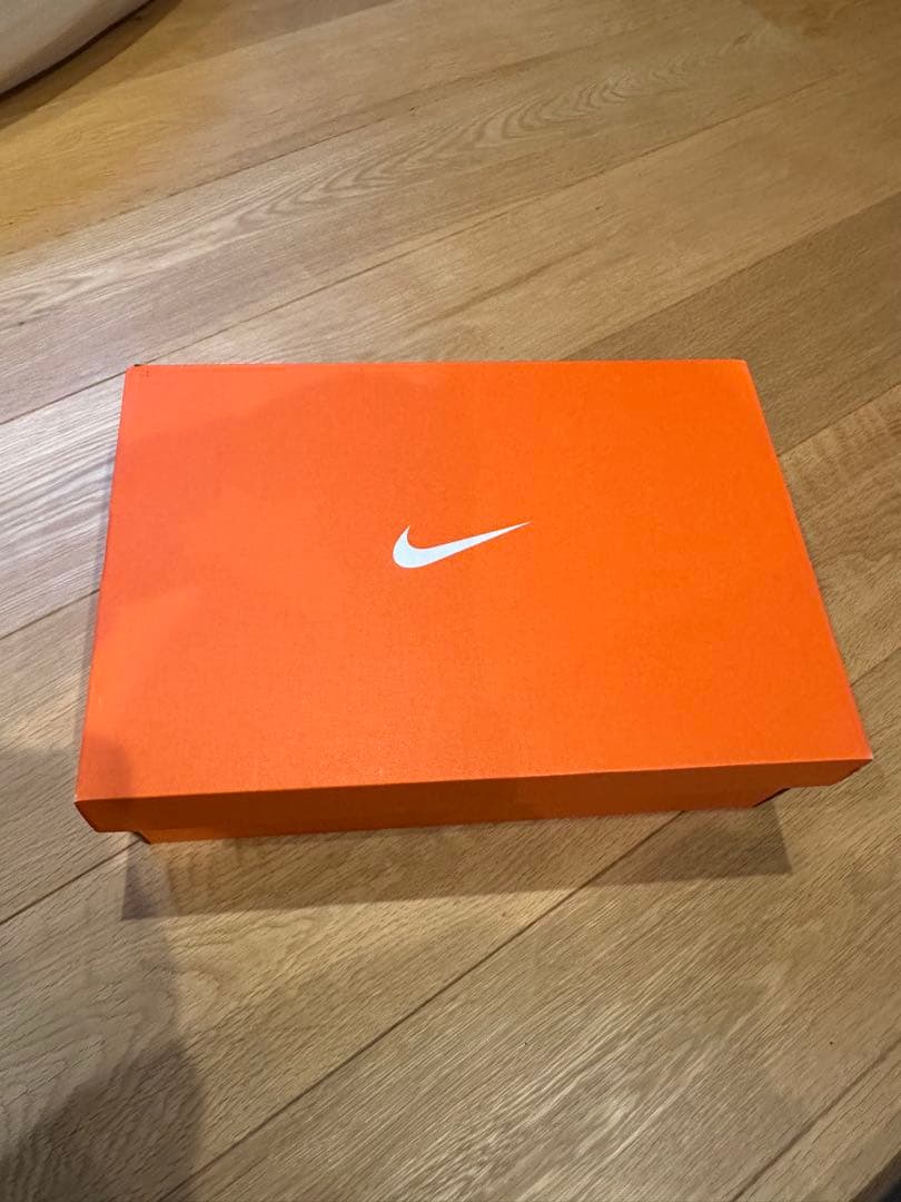 新品未使用 Nike Free 2025 ランニングシューズ　ブラック/ホワイト