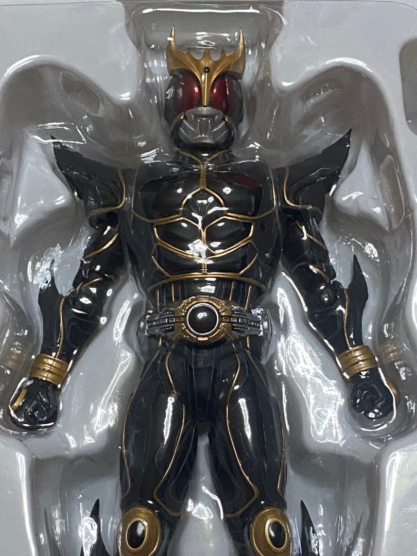 S.H.Figuarts 真骨彫製法 仮面ライダークウガ アルティメットフォーム