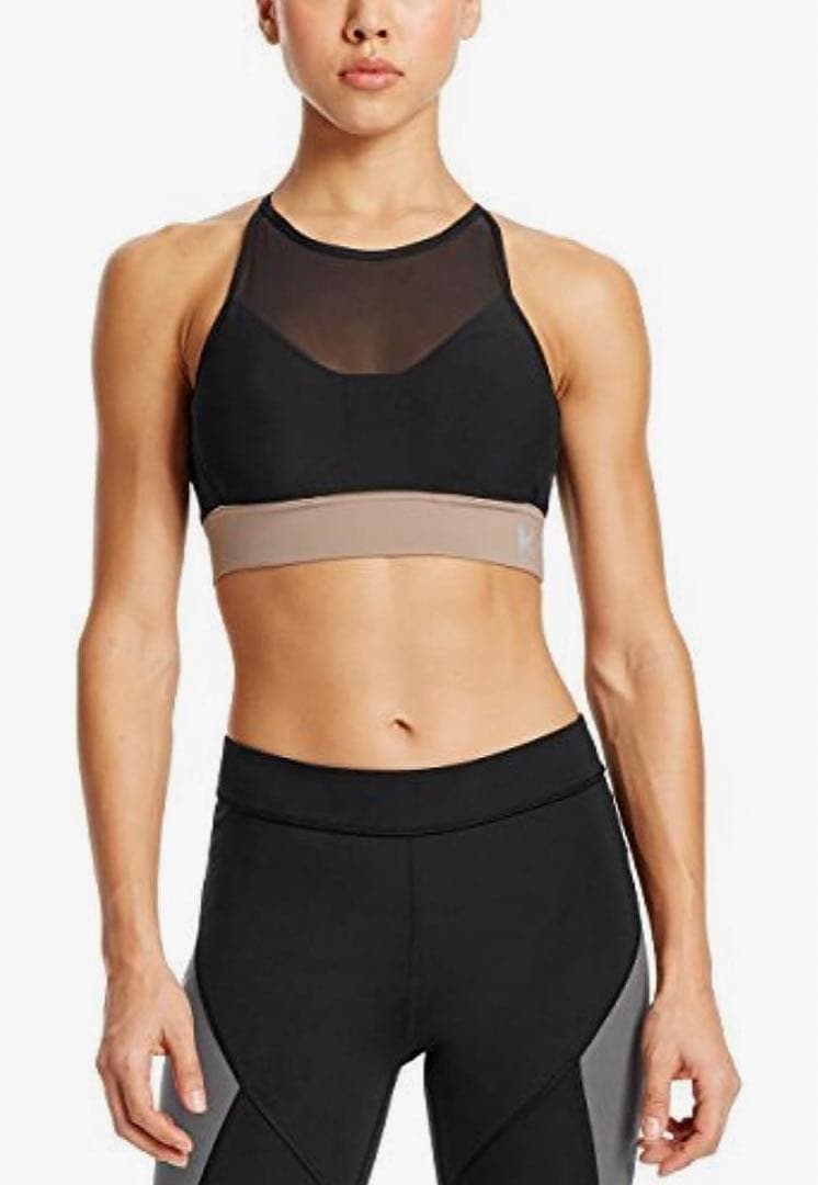 Tシャツブラトップ　セット　トレーニングウェア　ヨガウェア