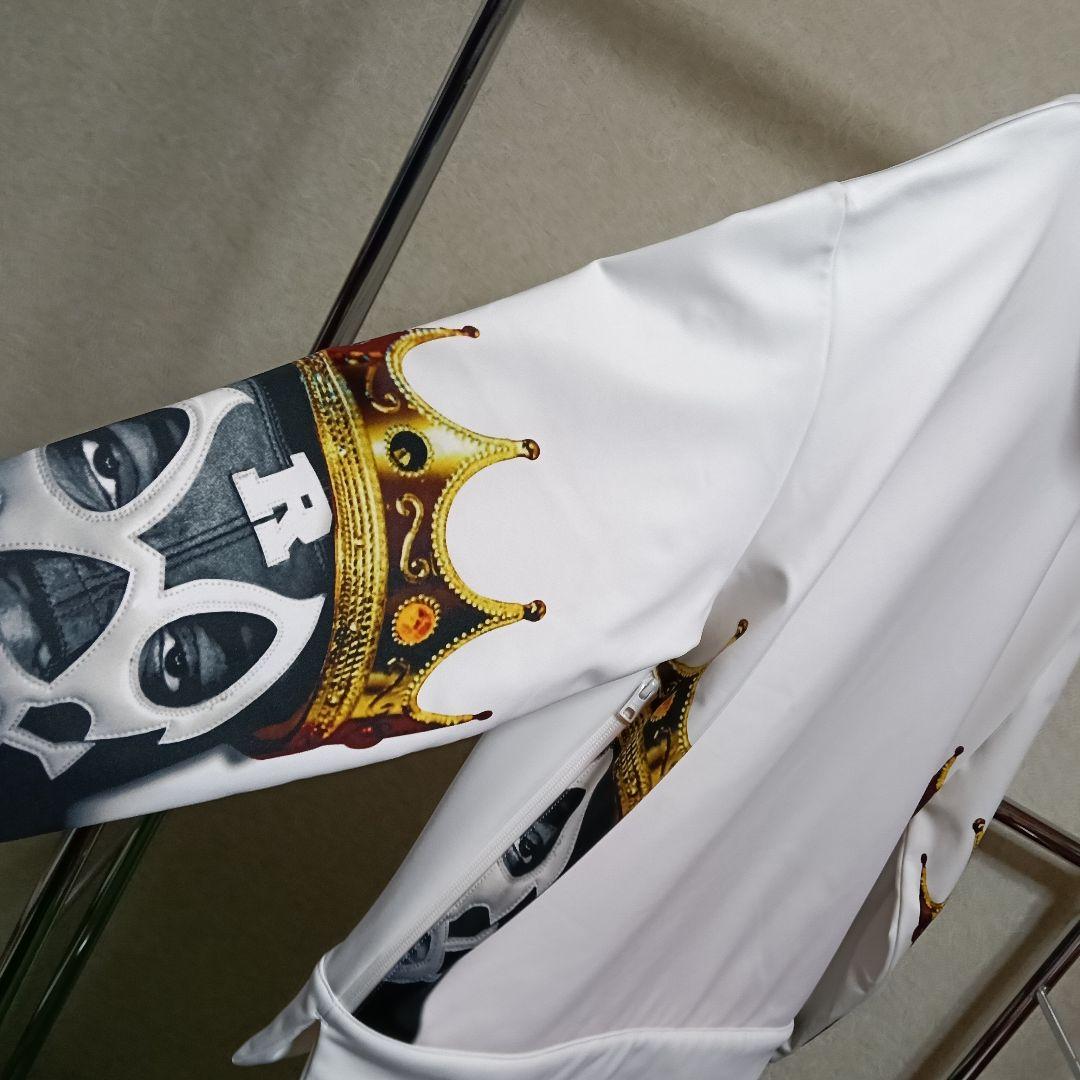 ラッセルノ 裏起毛ハイネックトレーナー 白×黒 袖ルチャマスク／SIZE:4