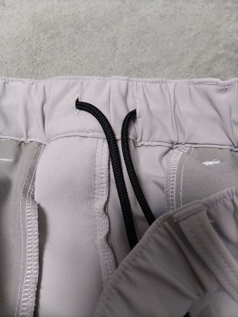 TFW49 ゴルフ　パンツ　ストレッチ　軽量　ライトグレー×ライトベージュ