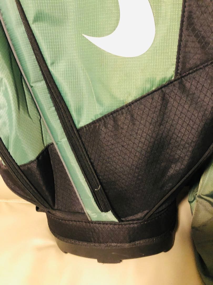 【送料込み】廃盤品　ナイキ　NIKE 軽量型キャディバッグ　ゴルフバッグ