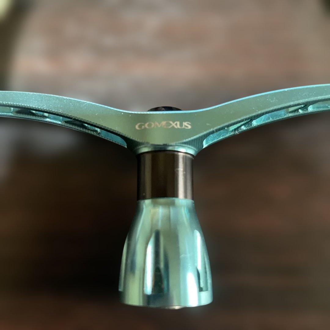 ゴメクサス CY98ダイワ用スピニングリール ダブルハンドル エメラルダスカラー