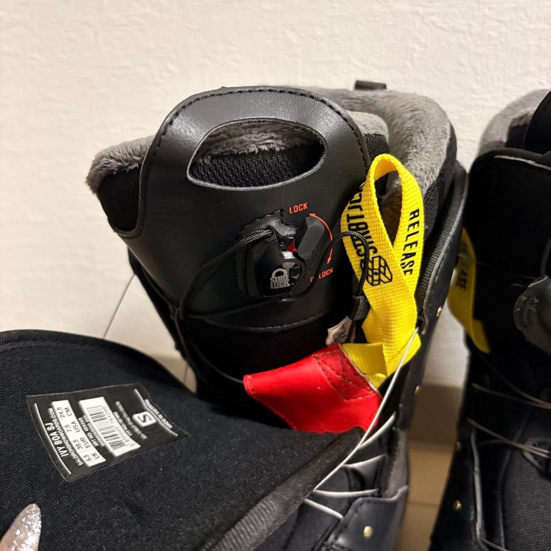 美品　サロモン　SALOMON スノーボードブーツ　24.5センチ