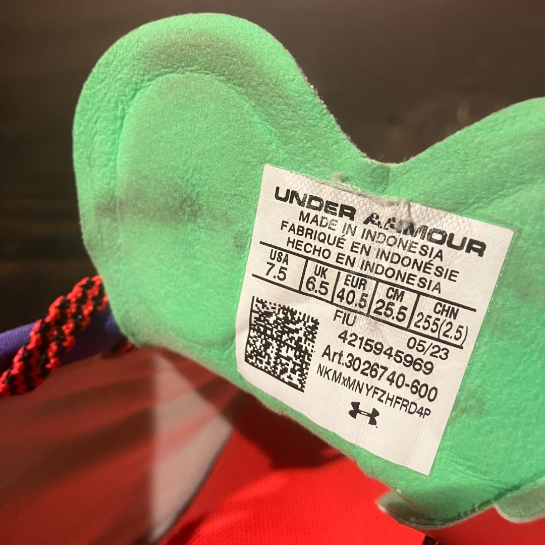 UNDER ARMOUR　クローン　マグネティコ　エリート　3.0　FG