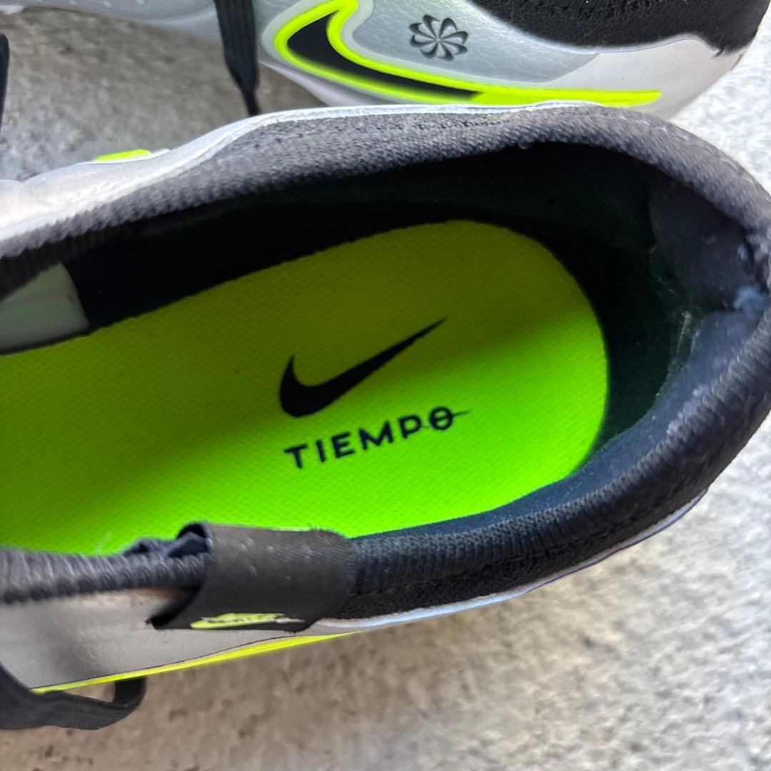 Nike Tiempo サッカーシューズ シルバー