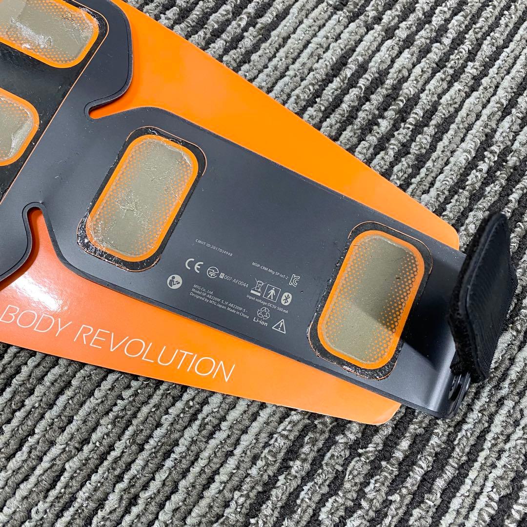 SIXPAD シックスパッド　アブズベルト　ABSベルト