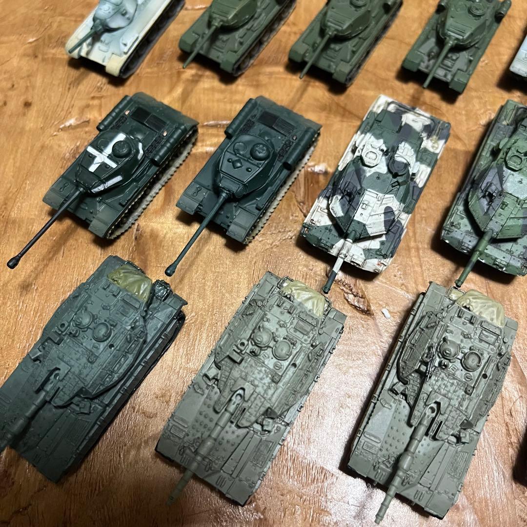 1/144 戦車　フィギュア