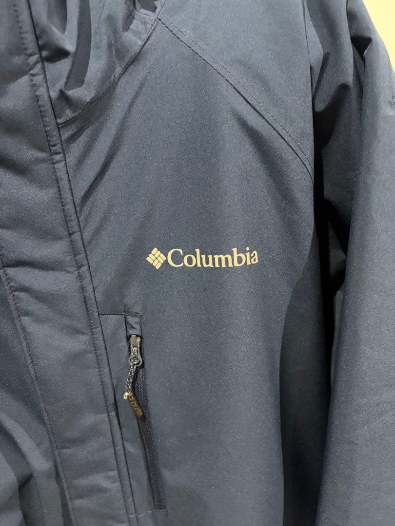 本日掲載終了　Columbia スキーウェア