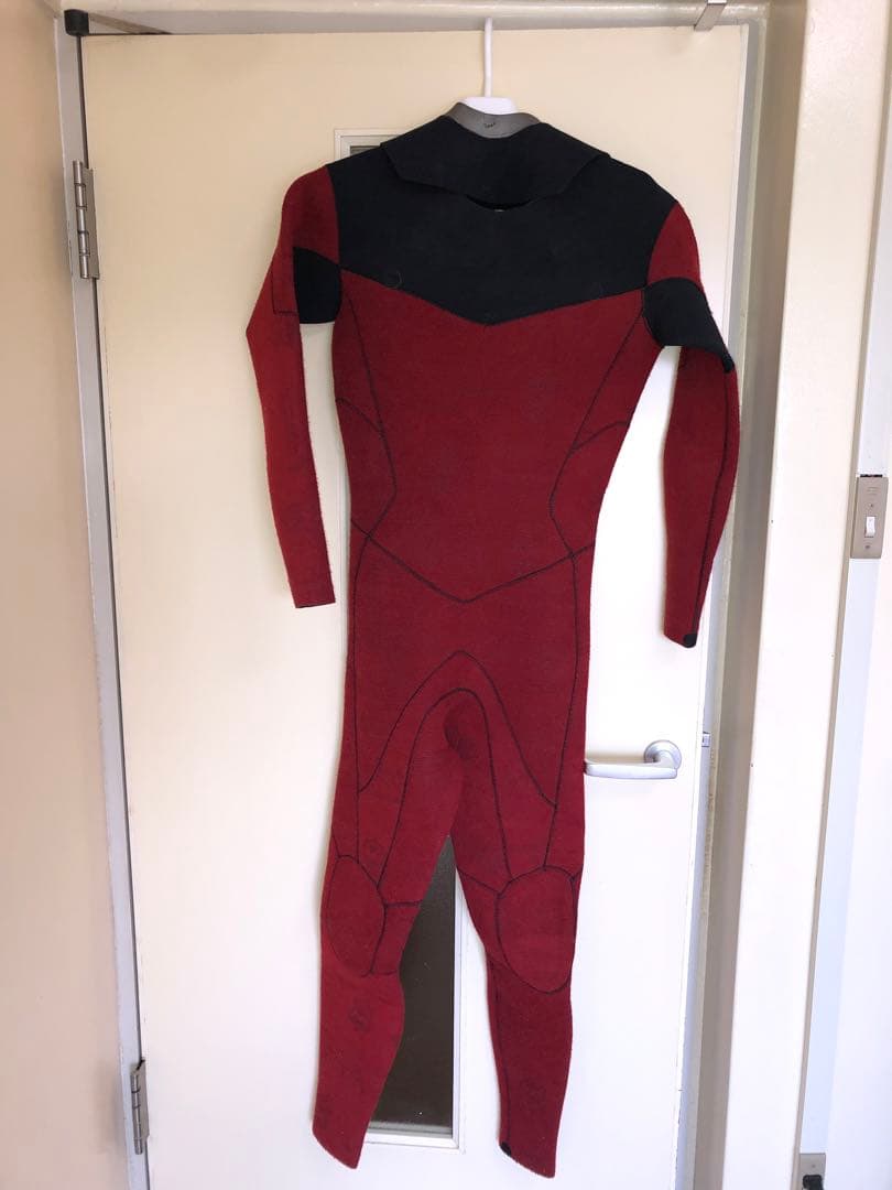 【美品1回使用】BILLABONG　フロントジップ　セミドライ　5㎜3㎜　ML