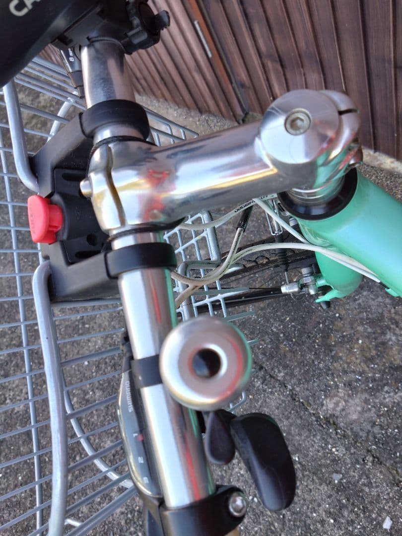 梱包発送たのメル便Giant ミントグリーン 自転車 本体 バスケット付き
