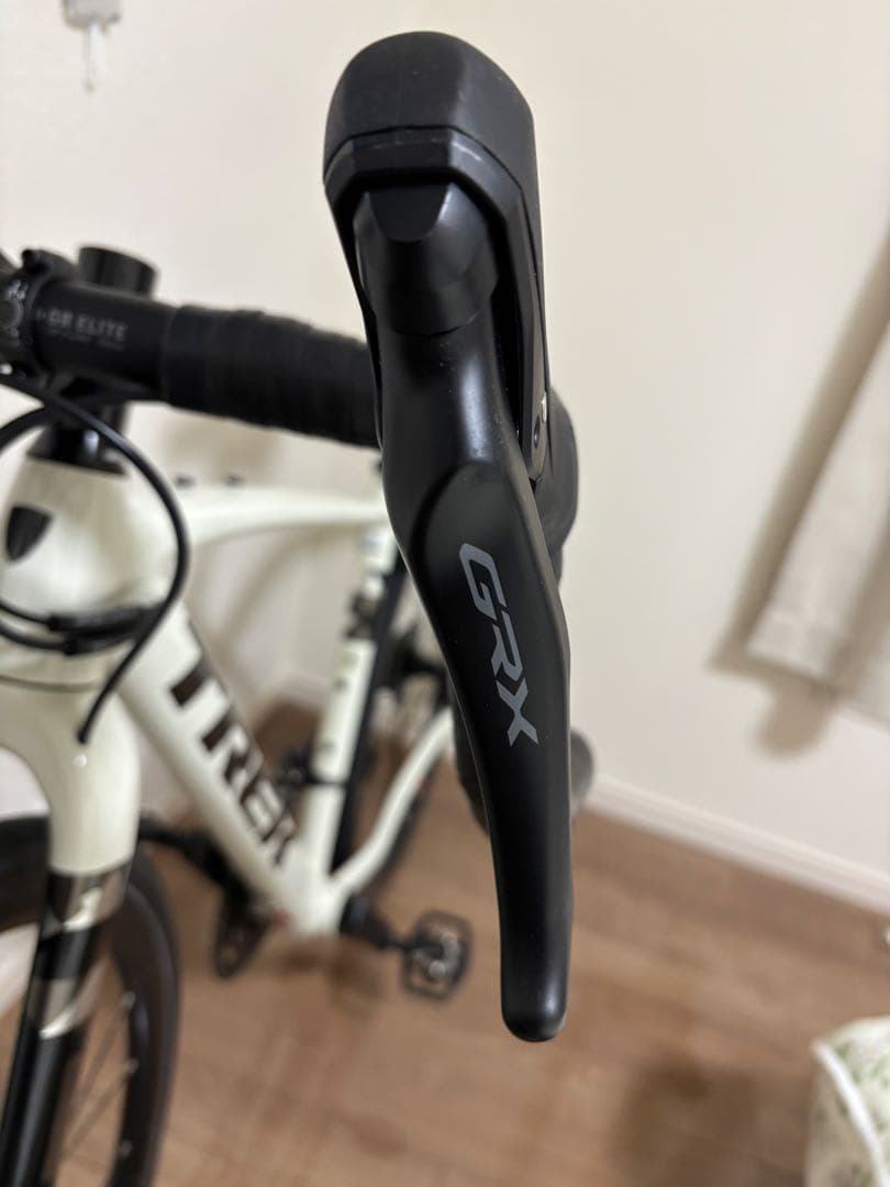 TREK 「トレック」 CHECKPOINT ALR5 2023年
