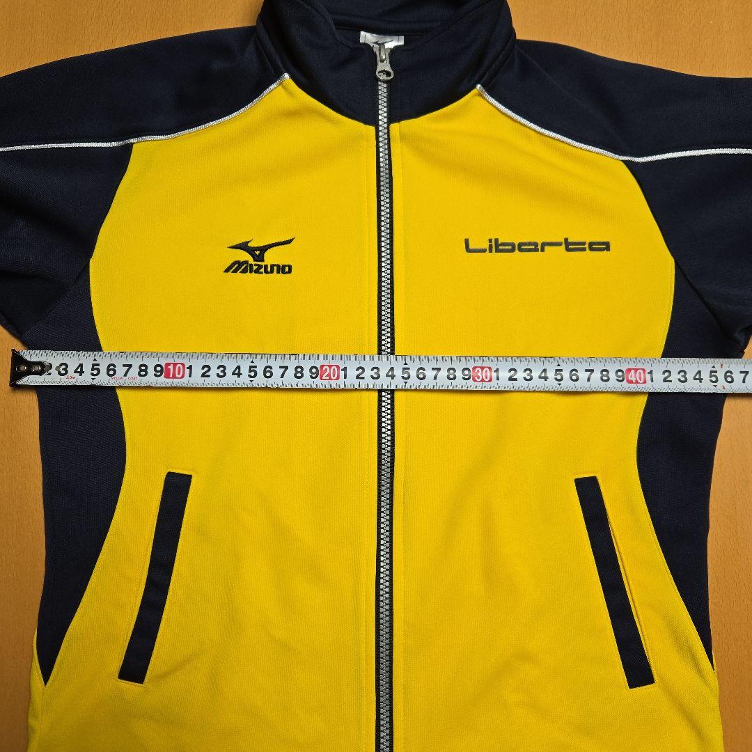 美品　LIBERTA　140　長袖ジャケット　ジップアップ　ミズノ　リベルタ