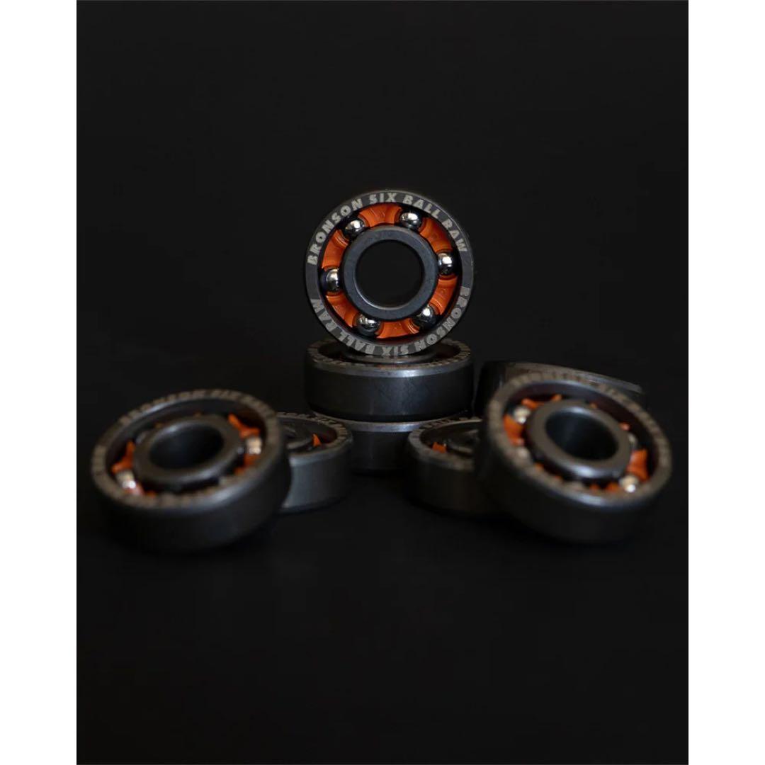 スケボー BRONSON 6-BALL RAW BEARING