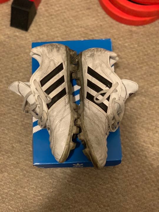 adidas サッカースパイク アディダス