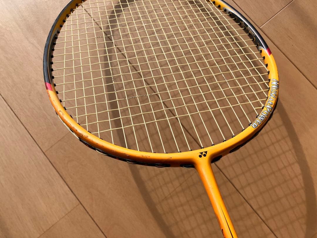 YONEX マッスルパワー90 ヒビなし ガットあり 3U G5