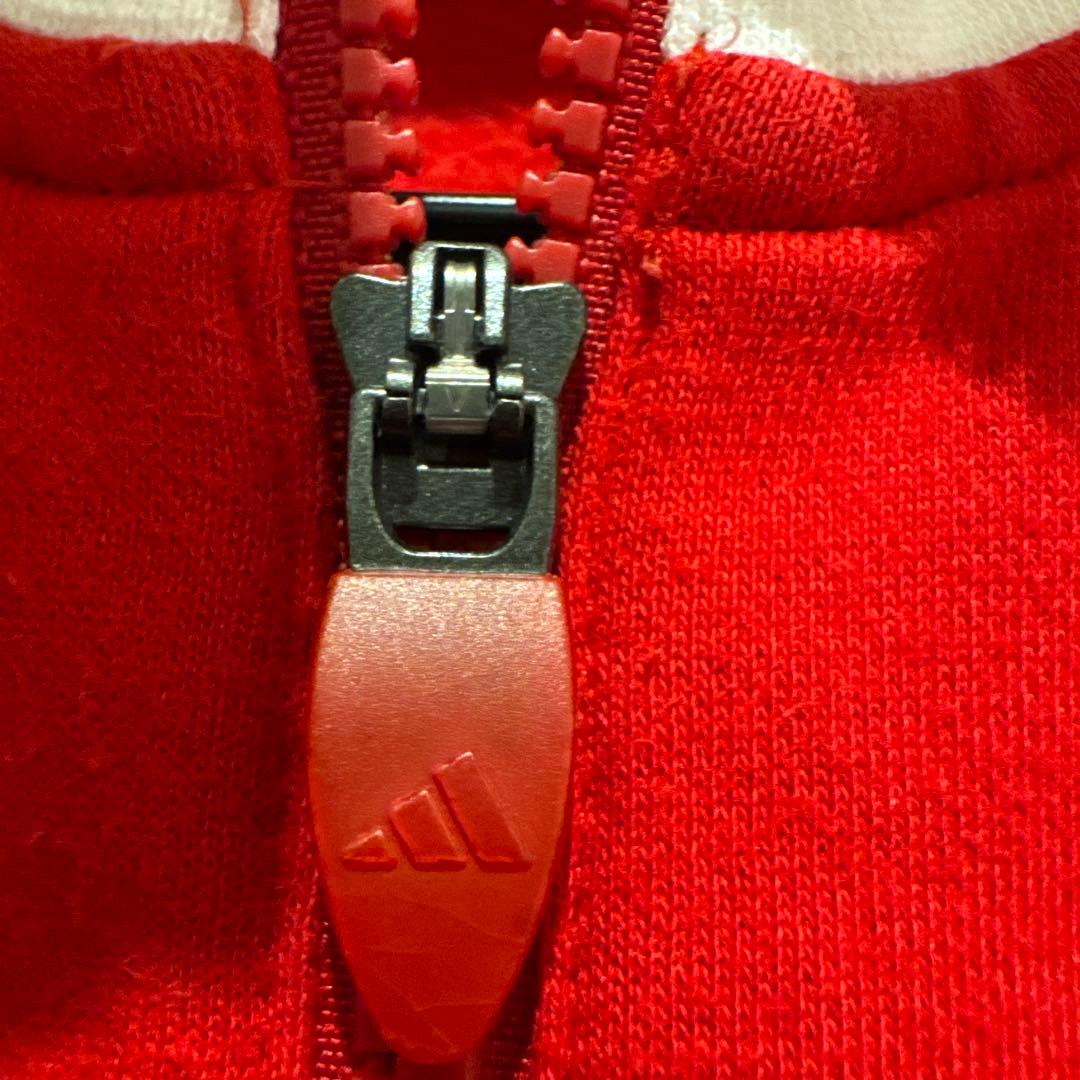 リヴァプール　adidas スウェット