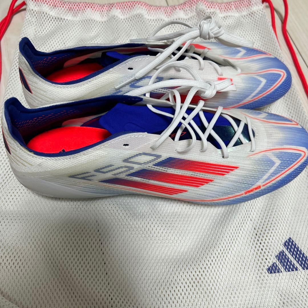 adidas adizero サッカーシューズ ホワイト/レッド/ブルー