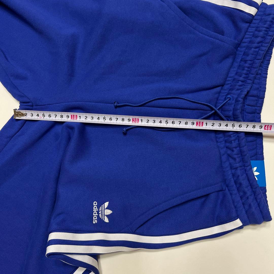 adidas ルーズフィット ジョガーパンツ　ブルー　青　3本線　スウェット