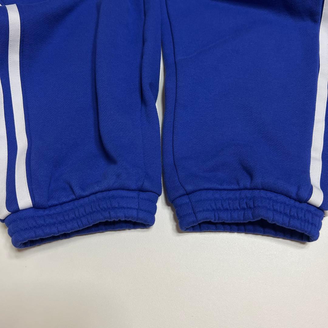 adidas ルーズフィット ジョガーパンツ　ブルー　青　3本線　スウェット