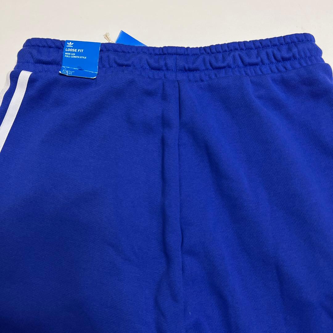 adidas ルーズフィット ジョガーパンツ　ブルー　青　3本線　スウェット