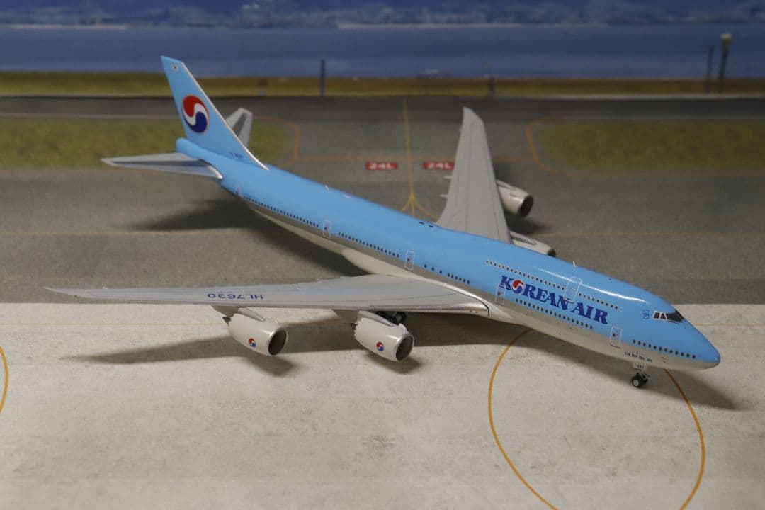 航空機・ヘリコプター JCwings KOREAN AIR 747-8 HL7630 1/400