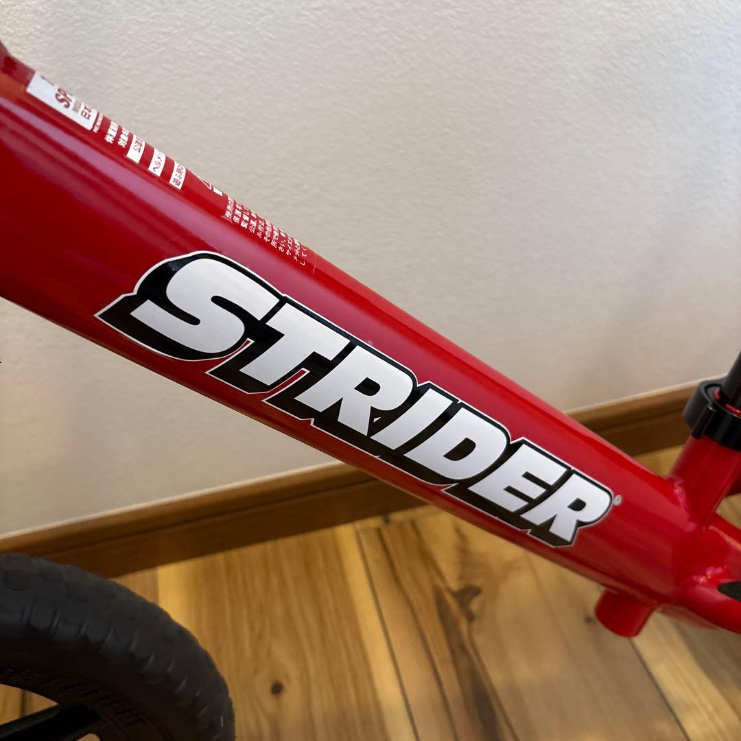 ストライダースポーツ　レッド　赤　12インチ日本正規品