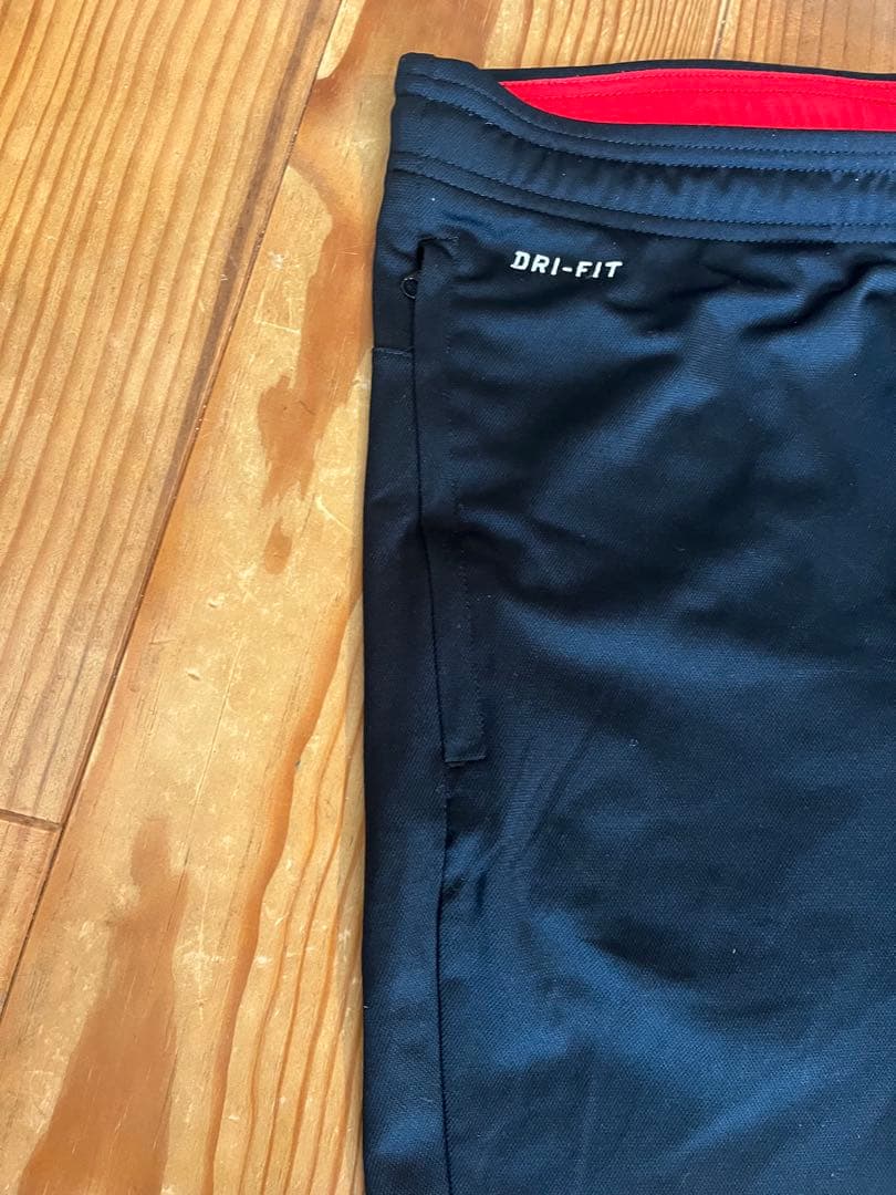 T*e様 NIKE DRI-FIT トラックスーツ　ジャージ上下　セットアップ