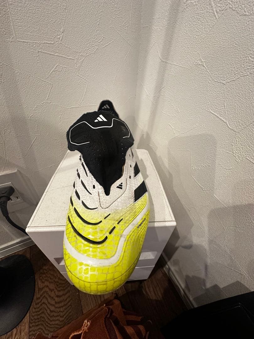 adidas Predator サッカーシューズ・スパイク ホワイト/イエロー