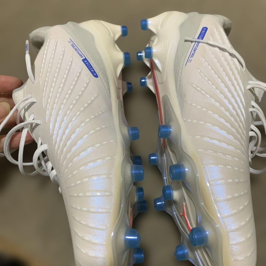 PUMA KING サッカーシューズ ホワイト/マルチカラー