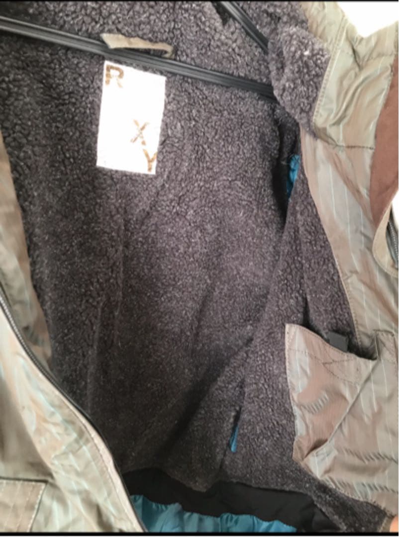 ロキシー　スノボーウェア  カーキ