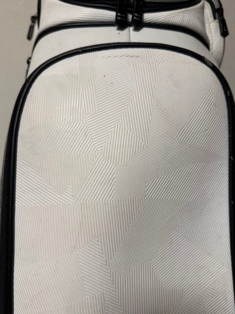 【送料込み】大人気完売品　オークリー　スカル　キャディバッグ ゴルフバッグ
