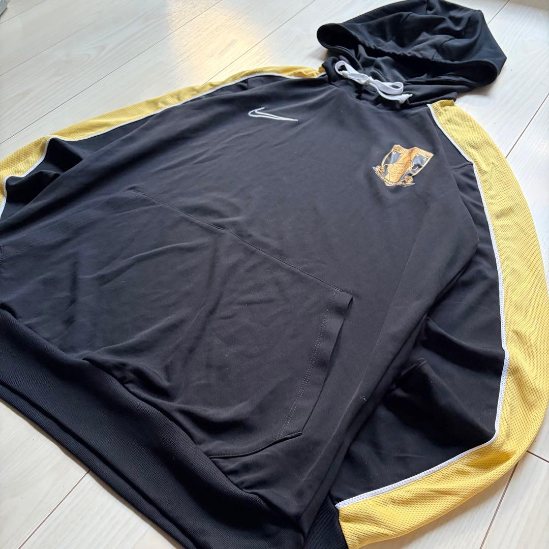 【非売品】浦和レッズ 2021シーズン 選手支給品 移動着　トレーニングフーディ