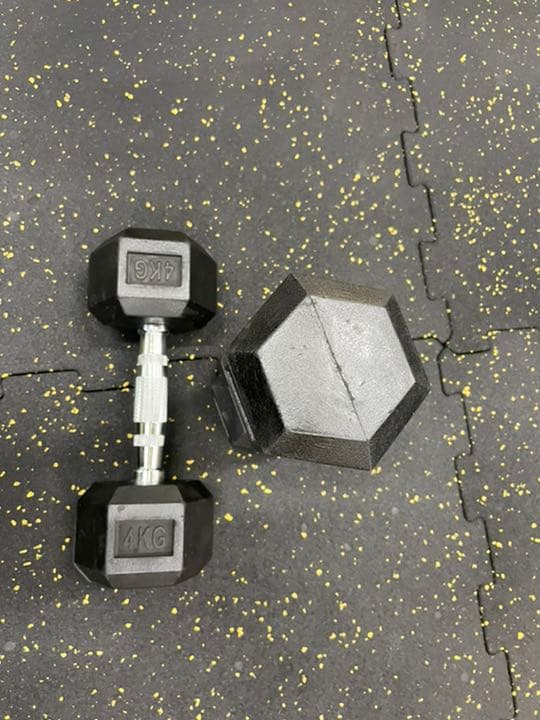 ラバーヘックス  ダンベル　4kg 8kg 各２個
