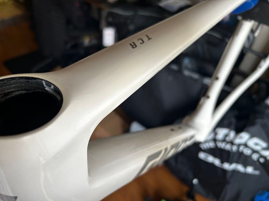 GIANT TCR ADVANCED PRO Mサイズ 2025新品未使用