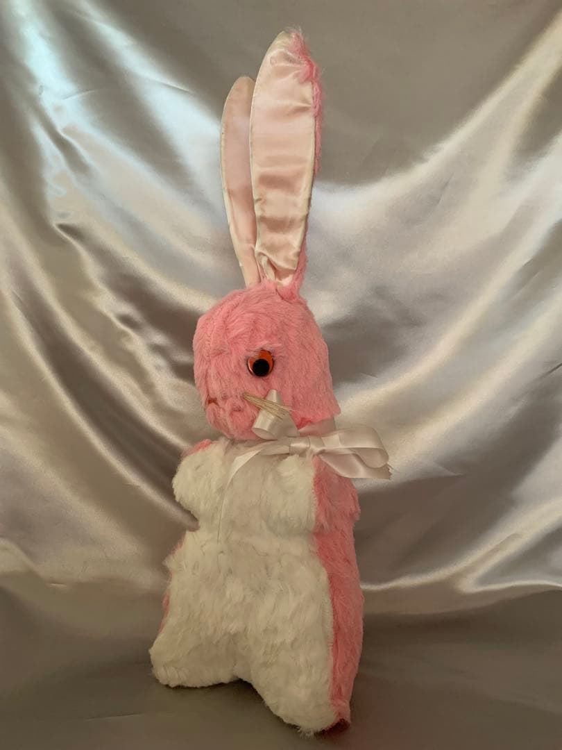 ビンテージドール　ピンクのキョロ目のバニー　うさぎ　ウサギ　bunny レトロ