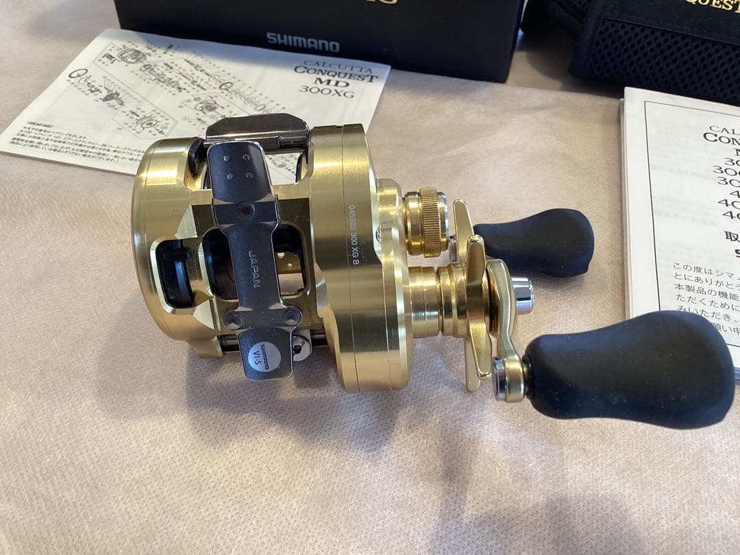 シマノ カルカッタ コンクエストMD 300 XG SHIMANO