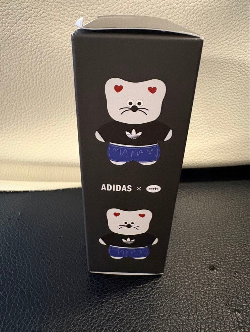 adidas ぬいぐるみキーホルダー