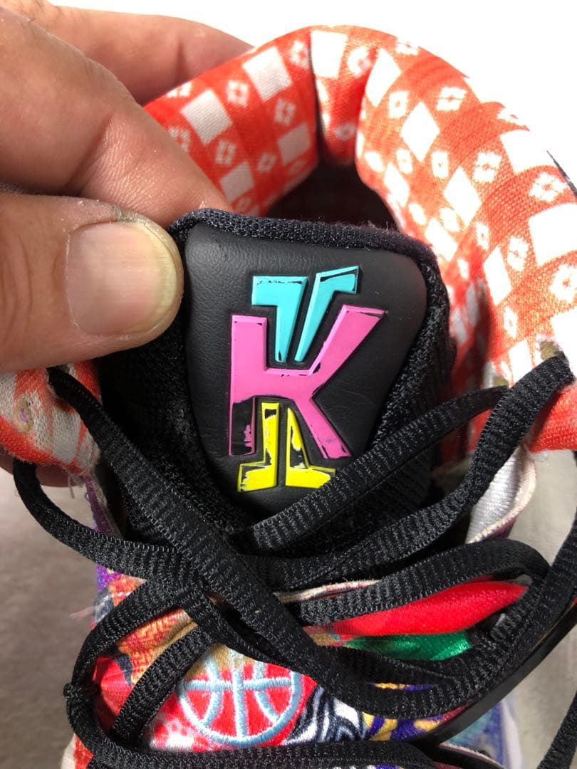 完売品 NIKEナイキ カイブリッド S2 \"パイナップル\" マルチカラー