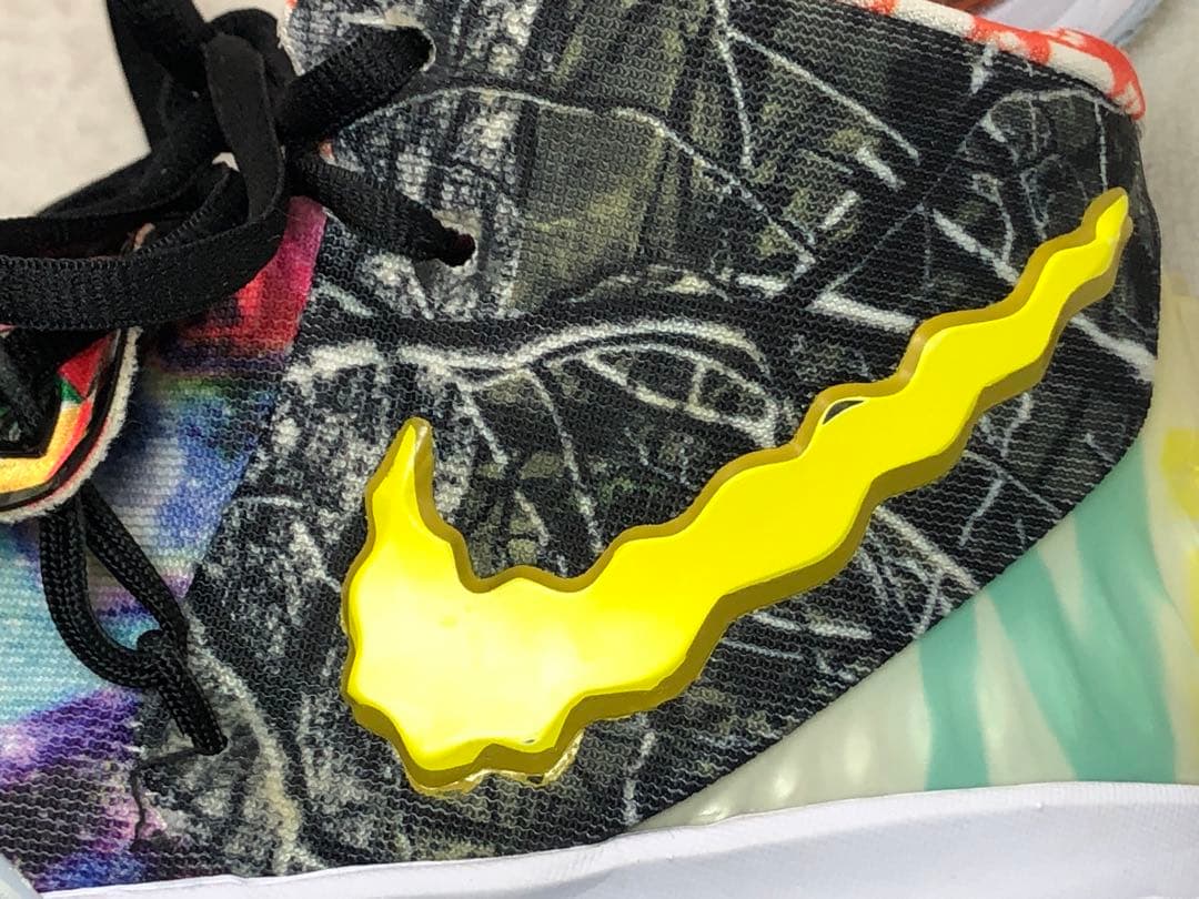完売品 NIKEナイキ カイブリッド S2 \"パイナップル\" マルチカラー