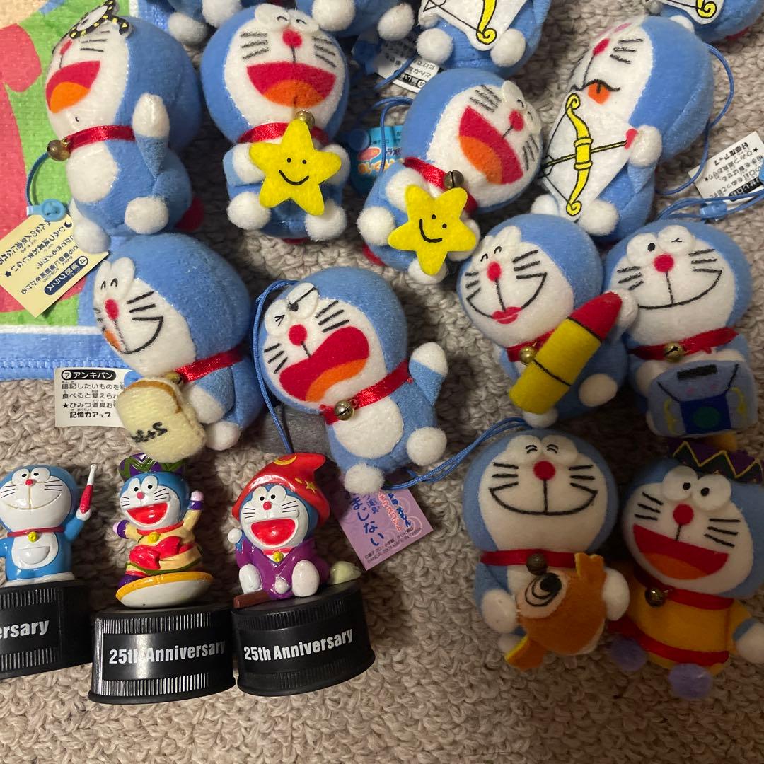 ドラえもん　ハンカチ　マスコット　ストラップ　フィギュア　まとめ売り